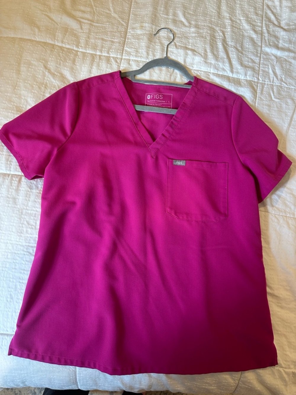 Figs Women's V-Neck Scrub Top in Fuchsia Pink